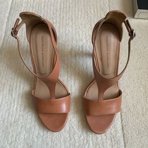 NWT Sigerson Morrison Sandals Size 8